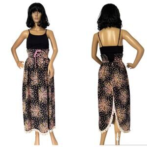Vtg unbranded OOAK black floral high waisted corset front eyelet trim maxi skirt